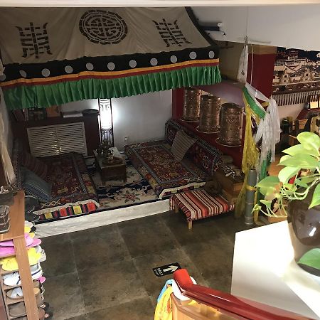 Xining Yushu Zangjia Hostel Экстерьер фото