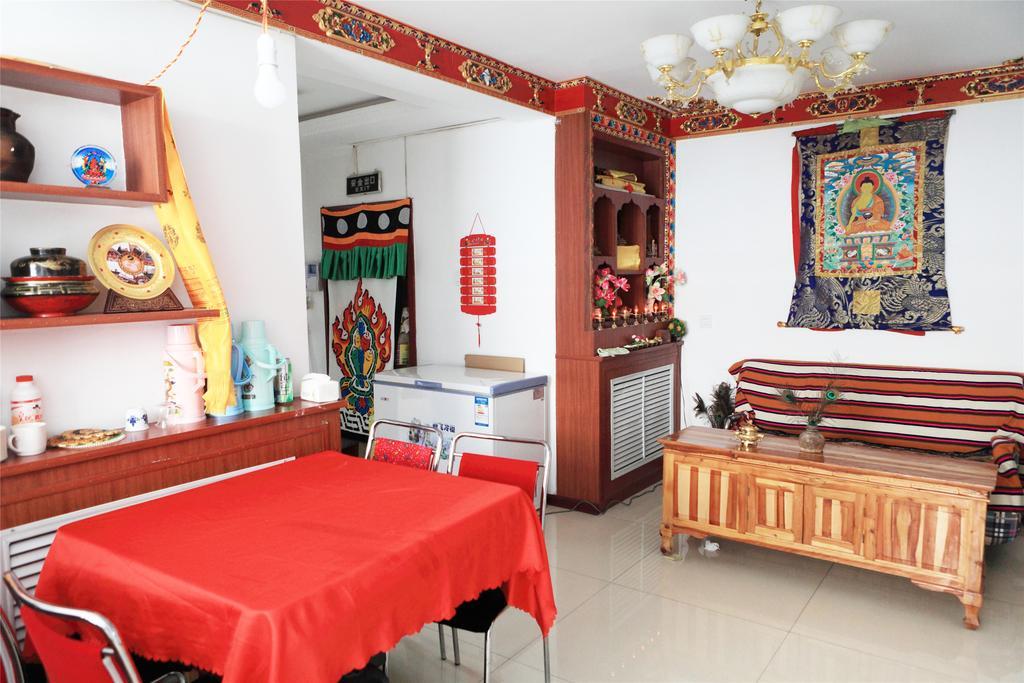 Xining Yushu Zangjia Hostel Экстерьер фото